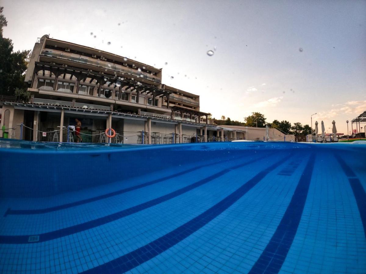 Plotini Hotel Dhidhimotikhon ภายนอก รูปภาพ